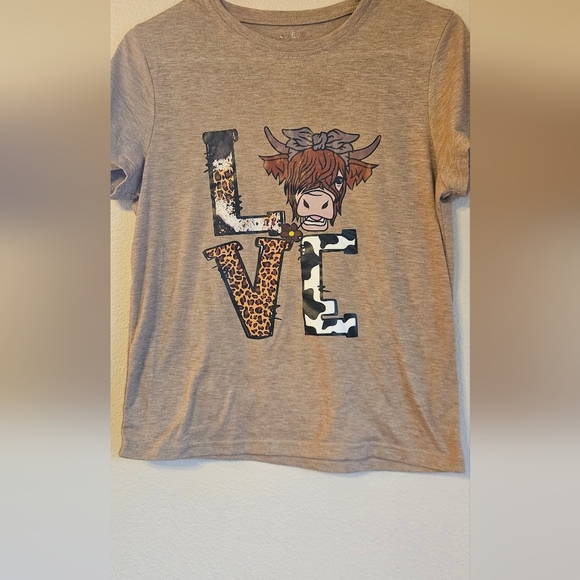 SHEIN Other - Kids Graphic T-Shirt - Brown